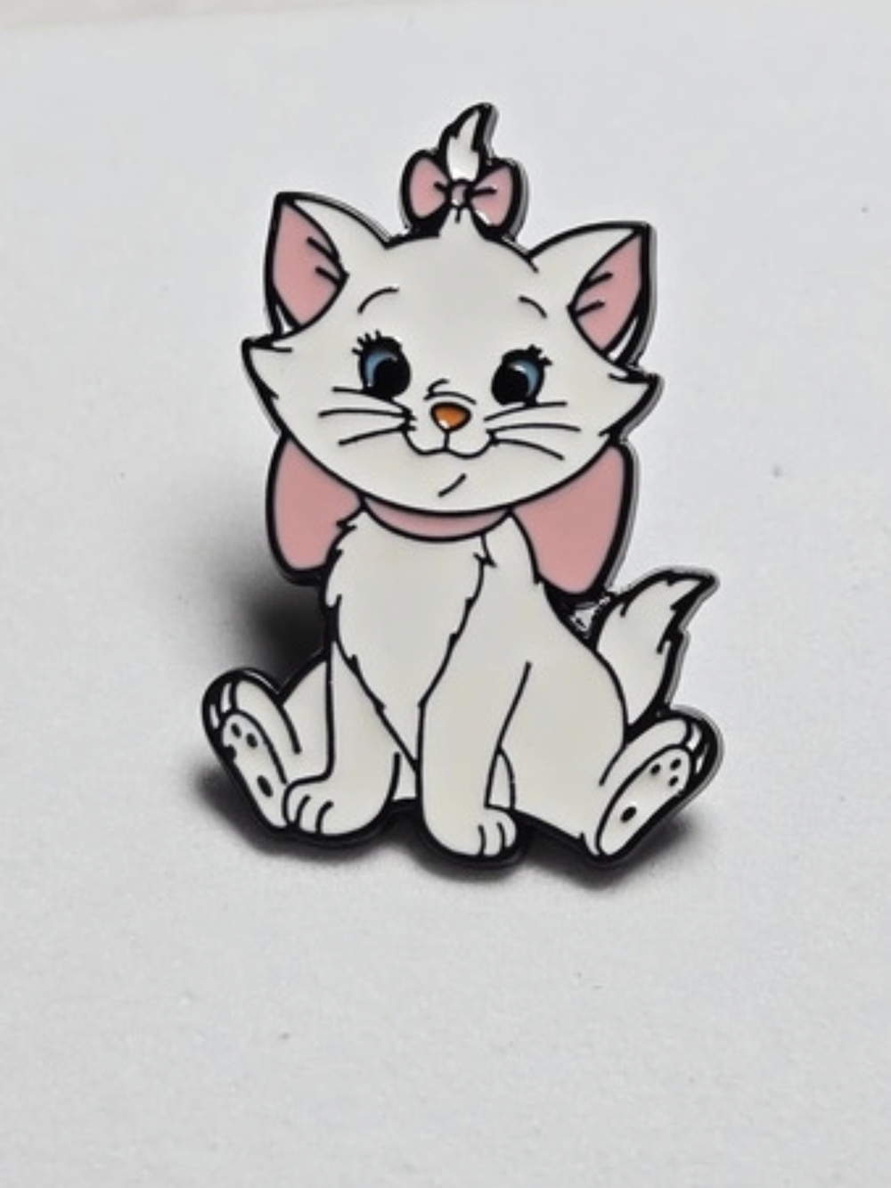 Disney Cat Pin in Pink & White